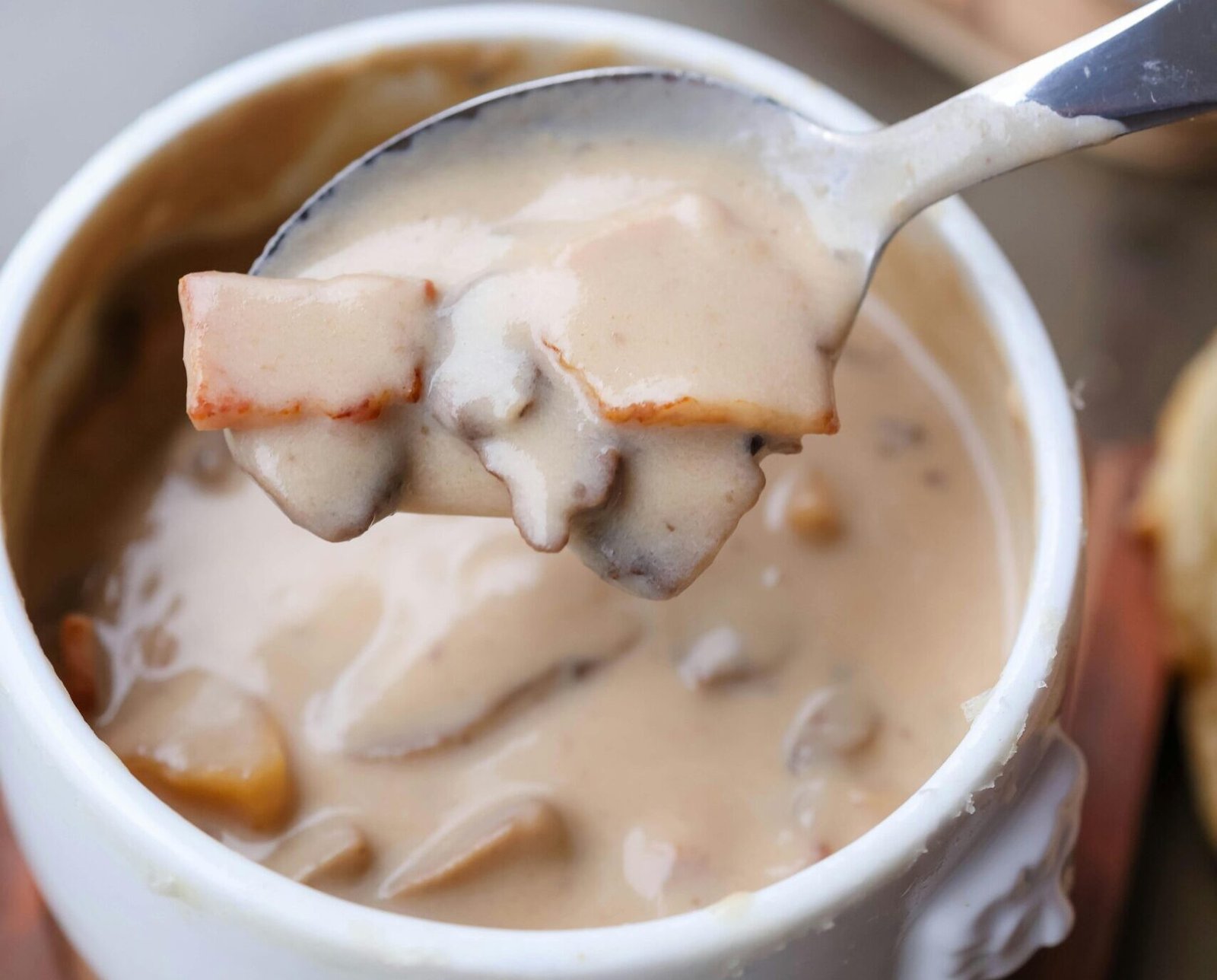 Omas Pilzsuppe