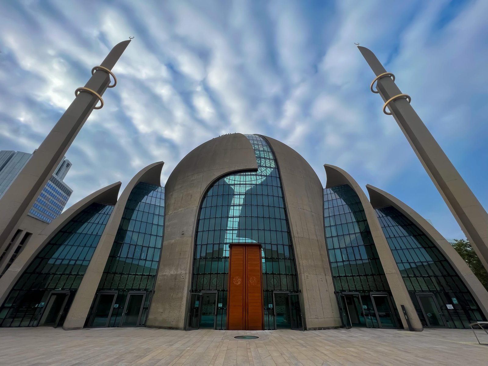 Schiefer Ruf des Muezzins der Ditib-Moschee in Köln: Anwohner sammeln Geld für Gesangsunterricht